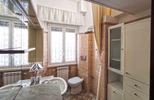 Quartiere XXXIV Lido di Ostia Levante Apartamento | Appartamento in Via Calvi