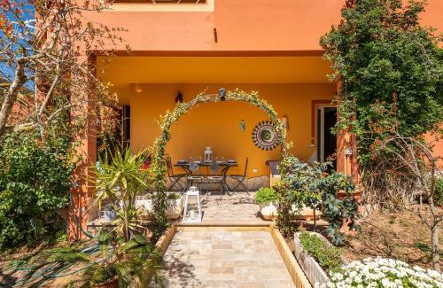 Domus de Maria Casa | Appartamento in Villa Gelsomino