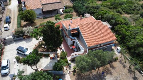 Porto Torres Apartamento | Appartamento in Villa con giardino (2)