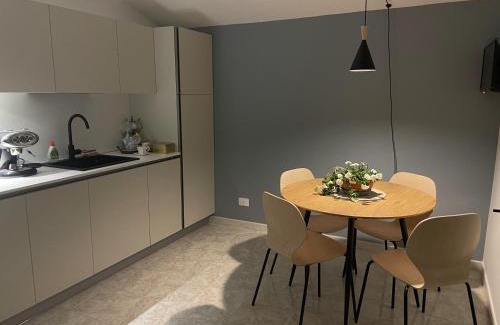 Borgofranco d'Ivrea Apartamento | Appartamento Maison Sabrina con vista giardino