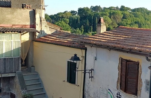 Rignano Flaminio Apartamento | Appartamento Accogliente nel Centro Storico con Animali Ammessi