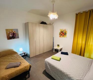 Genoa Apartamento | Appartamento Low-cost Fillak