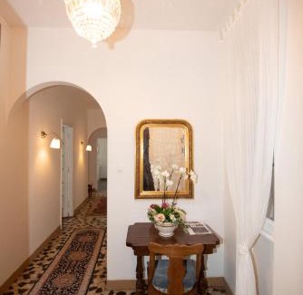 Quartiere XVII Trieste Apartamento | Appartamento Luminoso con vista su Villa Ada