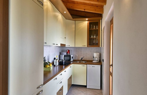 Aer Apartamento | Appartamento Maja - Theater Home, with marvellous lake view