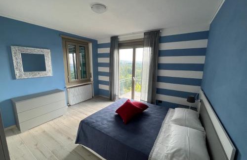 Agliano Terme Apartamento | Appartamento panoramico in collina