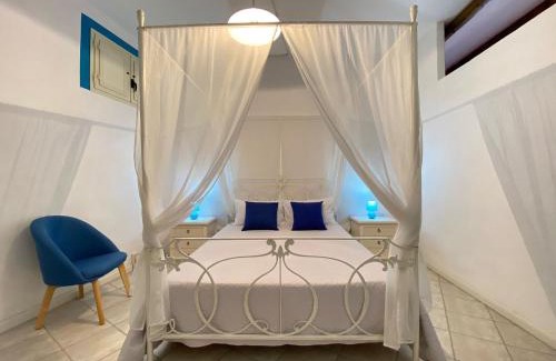 Sant'Anna Arresi Apartamento | Appartamento Rosso