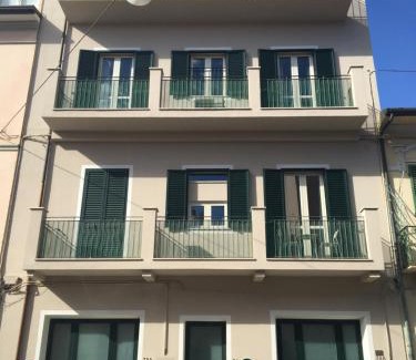 Viareggio Apartamento | Appartamento Verdi, a 100 metri dal mare.
