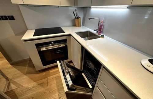 Saint-Etienne-de-Tinee Apartamento | Appartement de Luxe, Parking Sous-terrain, Centre Ville Auron