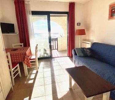 Saintes-Maries-de-la-Mer Apartamento | Appartement vue mer, terrasse, place de parking privée, proximité des commerces