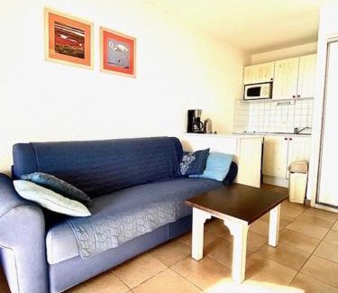 Saintes-Maries-de-la-Mer Apartamento | Appartement vue mer, terrasse, place de parking privée, proximité des commerces