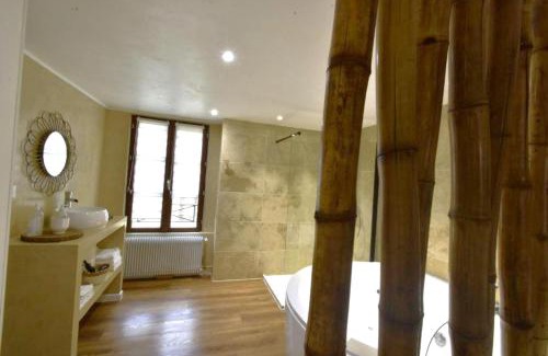 Verneuil-sur-Avre Apartamento | Appartement jacuzzi privatif Love&Zen