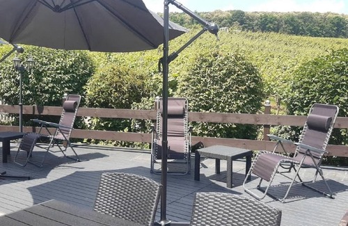 Buchlberg Apartamento | Appartement/fewo, Dusche, WC, Wohn-/schlafraum Nr1 - Gästehaus am Sonnenberg