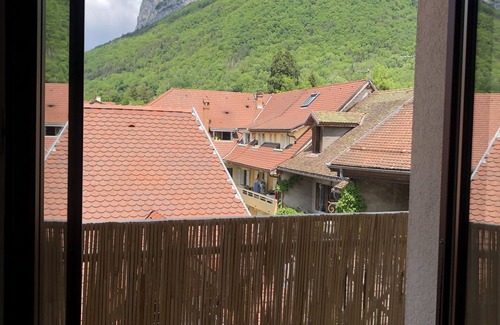Menthon-Saint-Bernard Apartamento | Appartement Proche du lac Dannecy