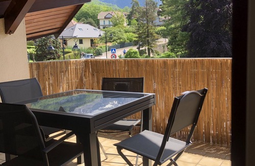 Menthon-Saint-Bernard Apartamento | Appartement Proche du lac Dannecy
