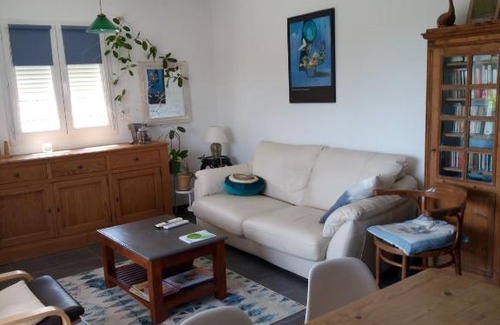Saint-Quentin-la-Poterie Apartamento | appartement cosy, lumineux et calme
