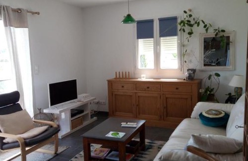 Saint-Quentin-la-Poterie Apartamento | appartement cosy, lumineux et calme
