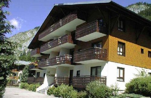 La Chapelle-d'Abondance Apartamento | Appartement cosy au cœur du village, avec balcon, acceptant animaux - Idéal familles! - FR-1-692-7