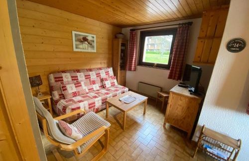 La Chapelle-d'Abondance Apartamento | Appartement cosy et lumineux proche des télécabines, avec balcon et parking, animaux acceptés ! - FR-1-692-33
