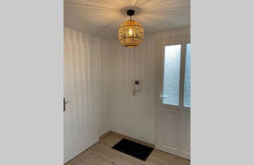 Saint-Julien-les-Villas Apartamento | appartement maison en duplex 80m² jardin terrasse