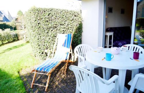 Carnac Apartamento | Appartement à 200m de la Plage de Légenèse à Carnac - 2 pièces, 4 pers, terrasse jardin, parking inclus - FR-1-477-143