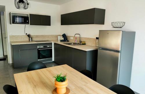Langrune-sur-Mer Apartamento | Appartement à 50 m de la mer, idéal famille