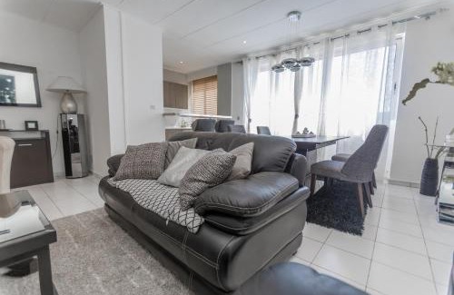 Pointe-Noire Apartamento | Appartement à 700m gare centrale/plage