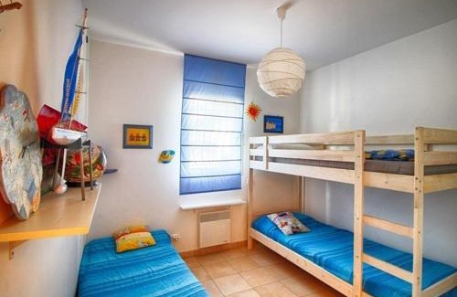 Marine de Saint Ambroggio Apartamento | Appartement à Lumio avec Terrasse, 400m de la Plage, 5 Couchages - FR-1-63-268