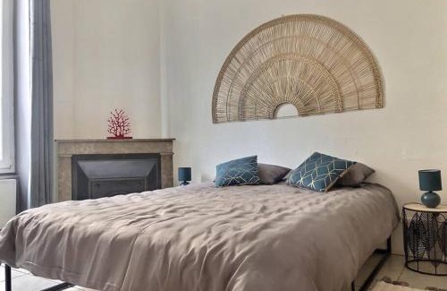 Amberieu-en-Bugey Apartamento | Appartement Élégant et Confortable coté gare