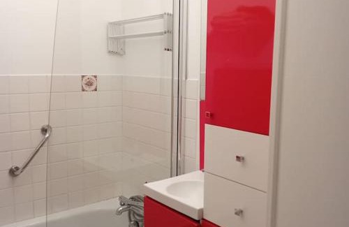 Saint-Cast-le-Guildo Apartamento | Appartement 100m de la plage et des commerces