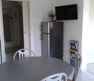Saint-Cast-le-Guildo Apartamento | Appartement 100m de la plage et des commerces