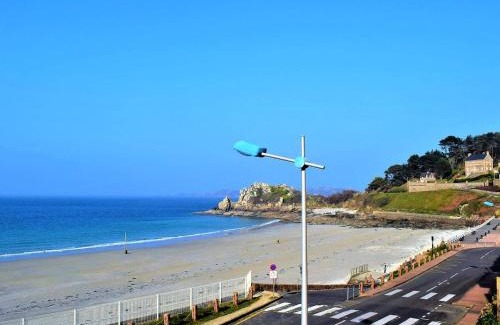 Perros-Guirec Apartamento | Appartement 2 chambres avec vue sur mer et parking à Perros-Guirec - FR-1-368-154