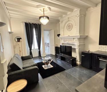Limoges Apartamento | Appartement 2 Climatisé confortable et charmant ,terrasse et vue sur le jardin au rdc