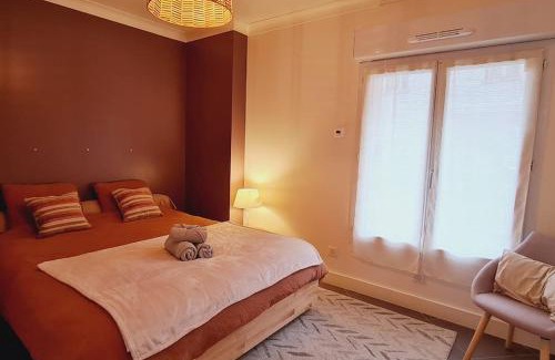 Neauphle-le-Chateau Apartamento | Appartement 2 pièces centre ville avec parking