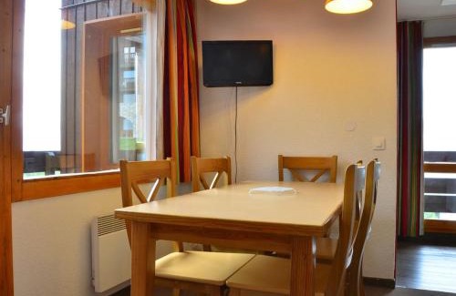 Bellentre Apartamento | Appartement 2 pièces cabine pour 6 avec balcons et parking à Montchavin - FR-1-329-8
