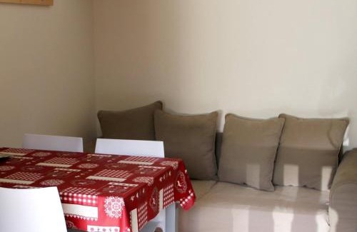 Valloire Apartamento | Appartement 2 pièces cabine pour 4 pers, proche centre et pistes, balcon exposé ouest - FR-1-263-481