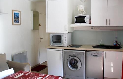 Valloire Apartamento | Appartement 2 pièces cabine pour 4 pers, proche centre et pistes, balcon exposé ouest - FR-1-263-481