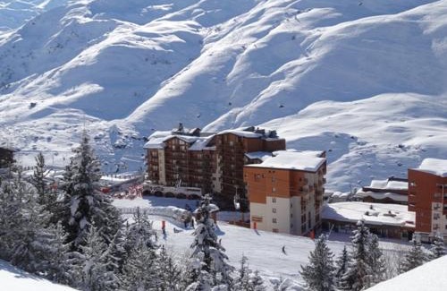 Les Bruyeres Apartamento | Appartement 2 Pièces+Cabine, 5 Pers, Pied des Pistes, Quartier Animé des Bruyères - Les Menuires - FR-1-178-35