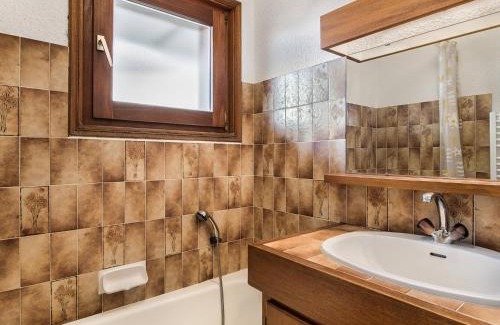 Megeve Apartamento | Appartement 2 pièces mezzanine avec balcon, parking et télécabine à proximité à Megève - FR-1-453-51