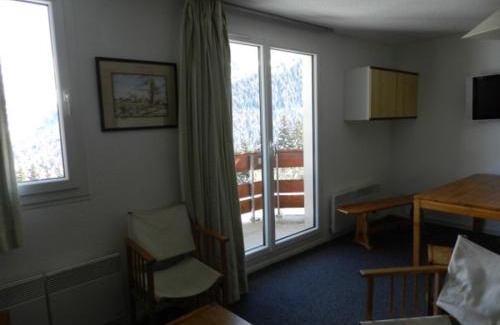 Le Pleynet Apartamento | Appartement 2 pièces proche pistes avec balcon et ascenseur - FR-1-557A-25