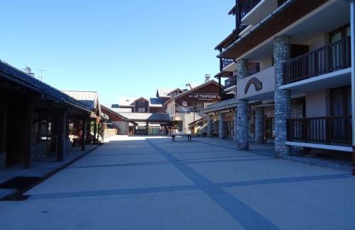 Vallandry Apartamento | Appartement 2 pièces proche pistes avec balcon et TV à Vallandry - FR-1-411-285