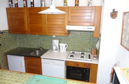 Les Carroz-d'Araches Apartamento | Appartement 2 pièces pour 6 personnes, cabine, parking, au cœur du village, proche des pistes - FR-1-572-166