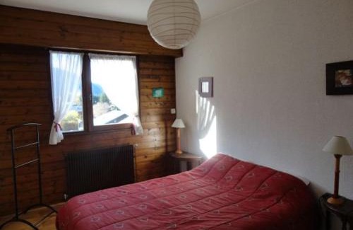 Les Carroz-d'Araches Apartamento | Appartement 2 pièces pour 6 personnes, cabine, parking, au cœur du village, proche des pistes - FR-1-572-166