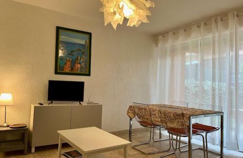 Cavaliere Apartamento | Appartement 2 pièces avec jardin à 50m de la plage - 4 couchages, parking privé, terrasse - FR-1-226B-9