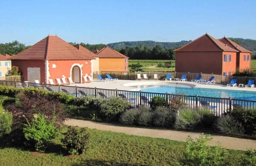 Prayssac Apartamento | Appartement 3 étoiles - Piscine - eega0c