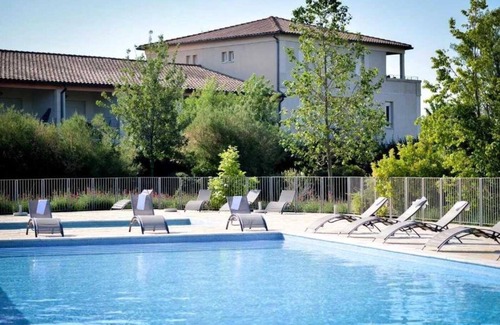 Azille Apartamento | Appartement 3 étoiles - Piscine - ccbbbi0