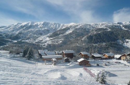 Meribel Village Apartamento | Appartement 3 pièces à Méribel avec piscine couverte et WiFi - FR-1-411-406