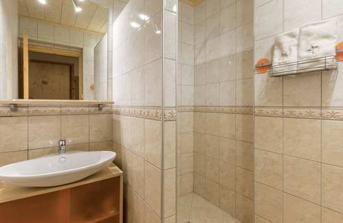 Mijoux Apartamento | TAV21-Apartamento-Baño Privado-Vista a la Calle