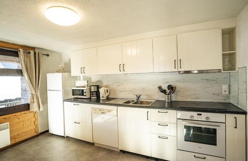 Chatel Apartamento | Appartement 3 pièces, 7 pers, centre village, 50 m remontées, balcon, parking, Wi-Fi - FR-1-676-68