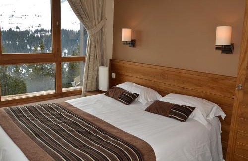 Flaine Apartamento | Appartement 3 pièces avec cheminée, accès pistes, piscine, spa, WIFI - Flaine Montsoleil - FR-1-425-140