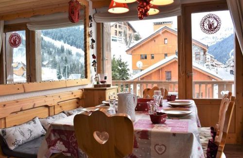 Meribel Centre Apartamento | Appartement 3 pièces avec balcon, parking et wifi, proche du centre de Méribel, pour 7 personnes - FR-1-180-211